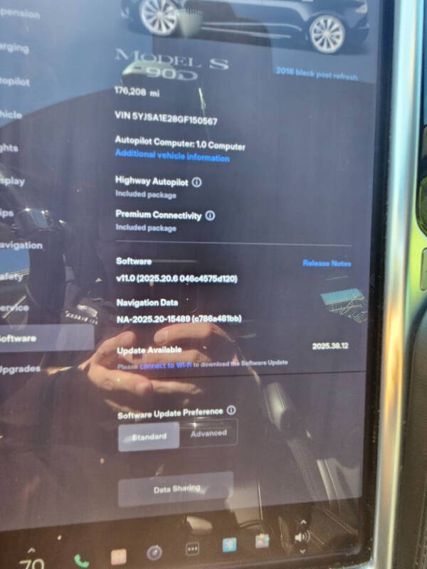 2016 Tesla Model S 90D