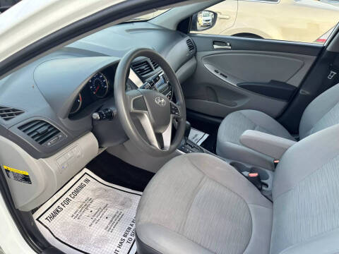 2015 Hyundai Accent GS