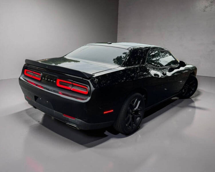 2019 Dodge Challenger SXT