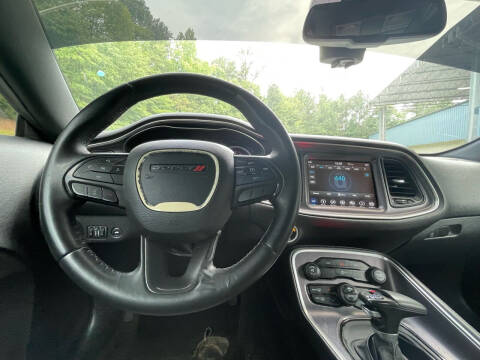 2015 Dodge Challenger SXT