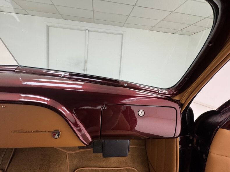 1951 Ford Deluxe