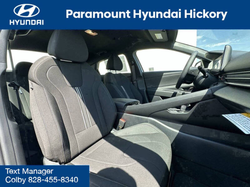 2025 Hyundai Elantra Hybrid SEL Sport