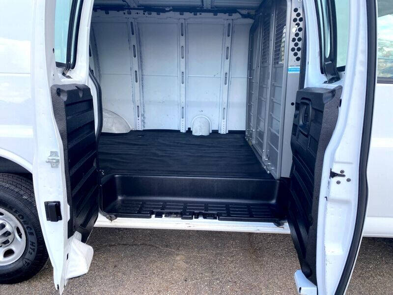 2019 Chevrolet Express 2500