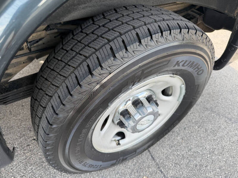 2017 Chevrolet Express LT 3500