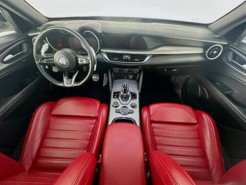 2024 Alfa Romeo Stelvio Veloce