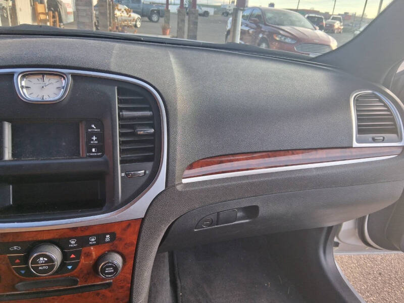 2012 Chrysler 300