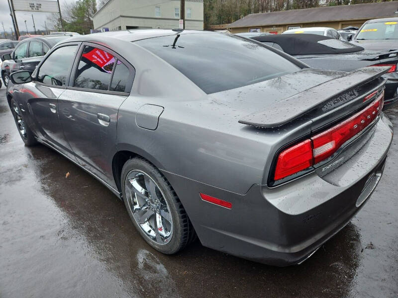 2012 Dodge Charger R/T photo 6