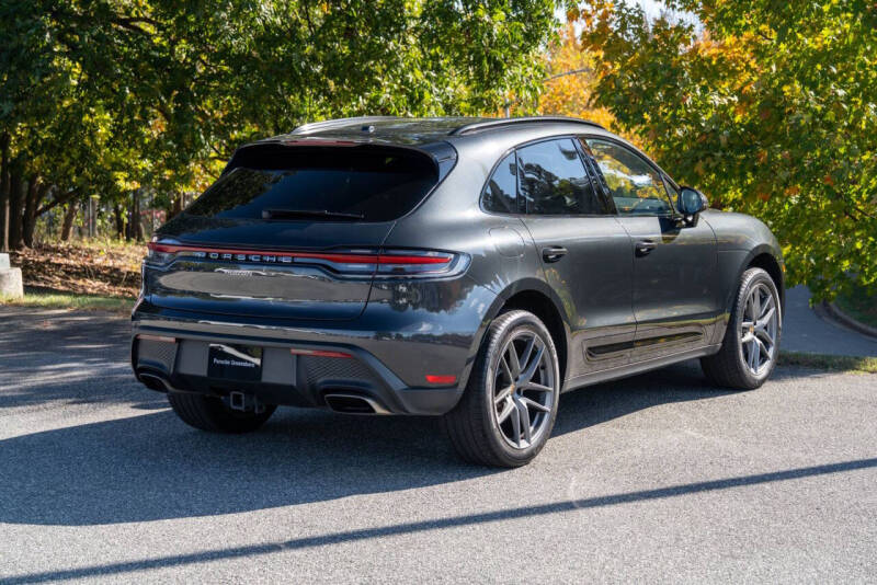 2025 Porsche Macan