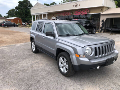 2017 Jeep Patriot for sale at Townsend Auto Mart in Millington TN