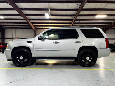 2010 Cadillac Escalade Luxury