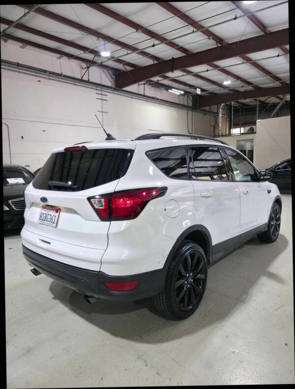 2019 Ford Escape SE