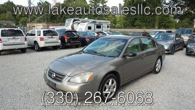2004 Nissan Altima for sale at Lake Auto Sales in Hartville OH