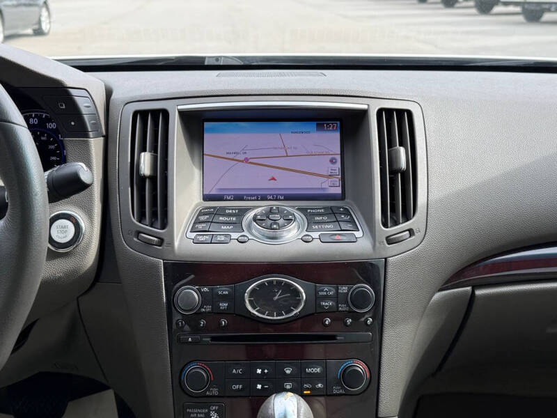 2013 Infiniti G37 Sedan x