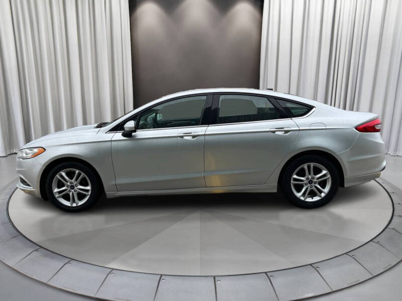 2018 Ford Fusion SE photo 6