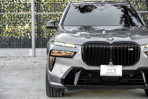 2023 BMW X7 M60i
