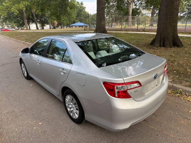 2012 Toyota Camry Hybrid LE