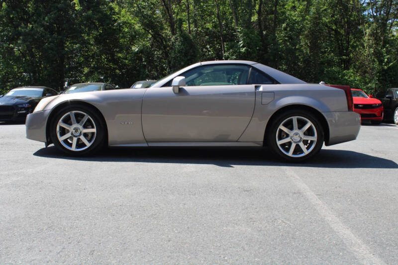 2005 Cadillac XLR