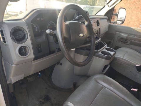 2011 Ford E-Series E-150