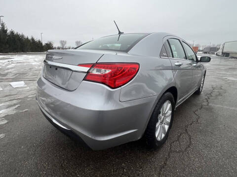 2013 Chrysler 200 Limited