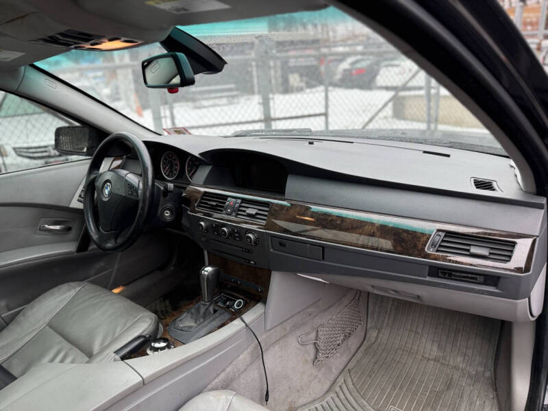 2006 BMW 5 Series 530xi