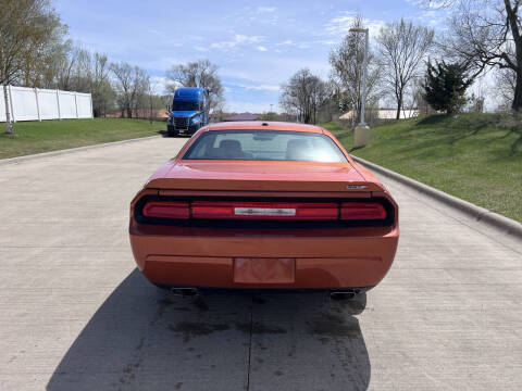2011 Dodge Challenger SRT8 392