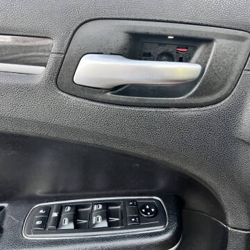 2019 Chrysler 300 Touring