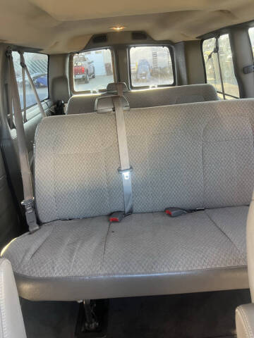 2009 GMC Savana LS 1500