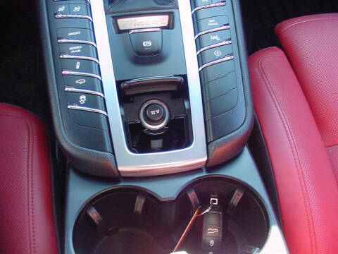 2016 Porsche Macan Turbo