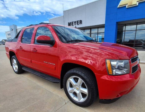 2011 Chevrolet Avalanche LS