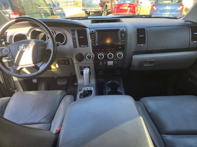 2013 Toyota Sequoia Limited