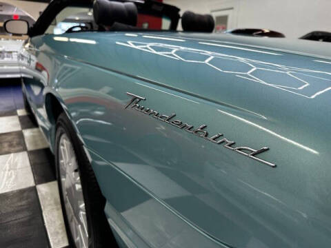 2002 Ford Thunderbird Deluxe