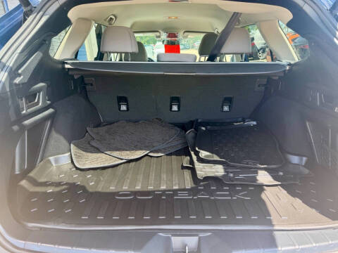 2022 Subaru Outback Premium