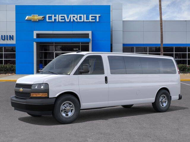 2025 Chevrolet Express LS 3500