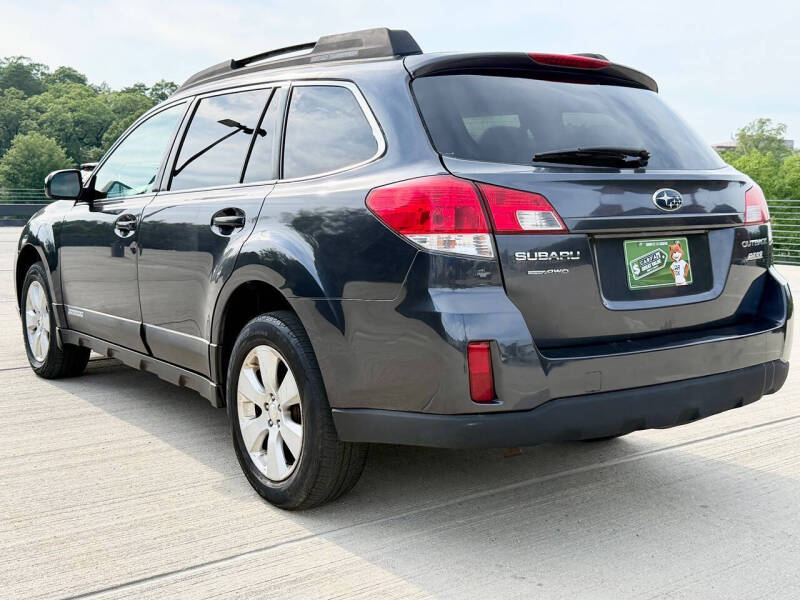 2011 Subaru Outback 2.5i Premium