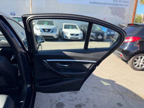 2017 BMW 3 Series 330e iPerformance