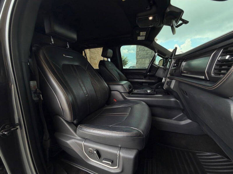 2022 Ford Expedition MAX Platinum
