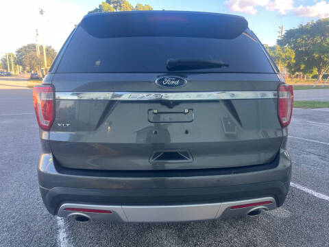 2017 Ford Explorer XLT