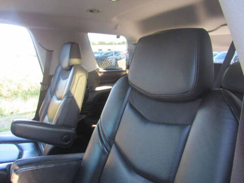 2018 Cadillac Escalade Luxury