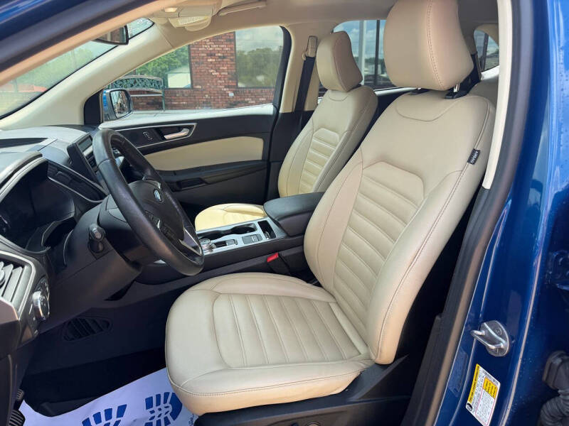 2022 Ford Edge SEL
