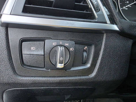 2018 BMW 3 Series 320i