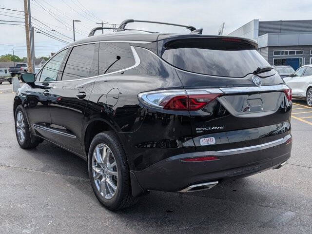 2024 Buick Enclave Essence