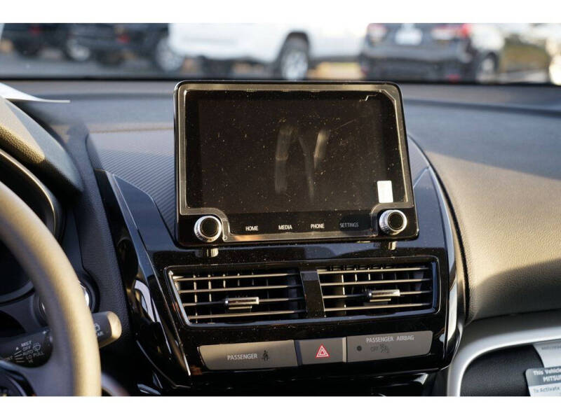 2025 Mitsubishi Eclipse Cross LE