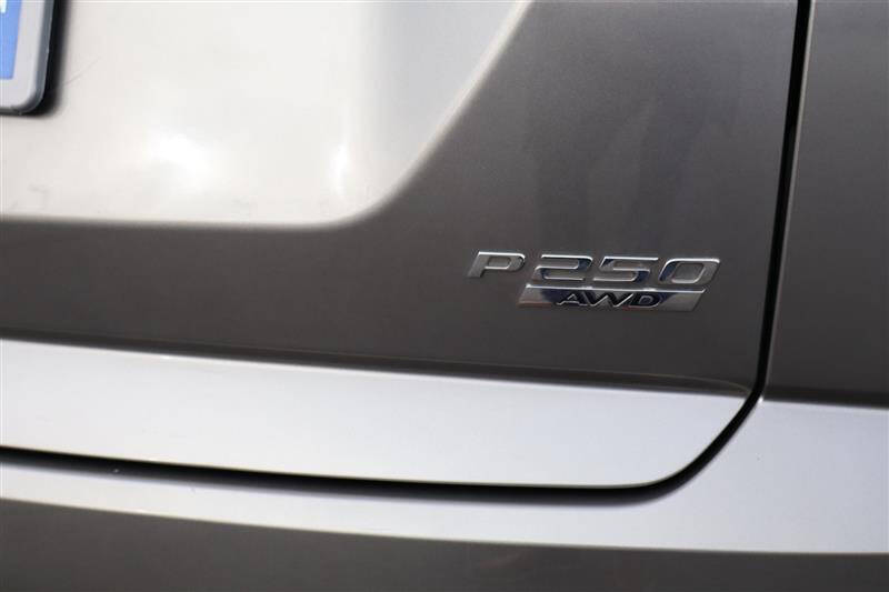 2019 Jaguar E-PACE P250 SE