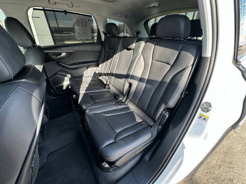 2022 Audi Q7 quattro Premium Plus 55 TFSI