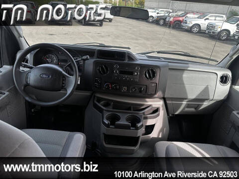 2011 Ford E-Series E-350 SD XLT