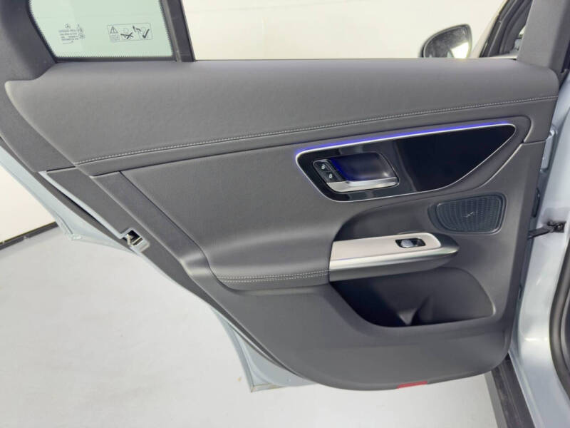 2025 Mercedes-Benz GLC GLC 300