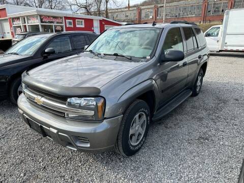 2006 Chevrolet TrailBlazer for sale at SAVORS AUTO CONNECTION LLC in East Liverpool OH