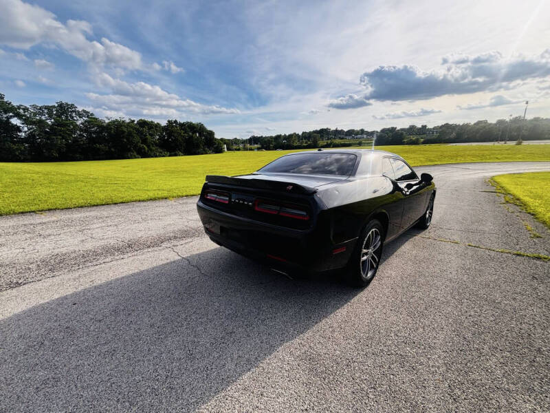 2019 Dodge Challenger SXT