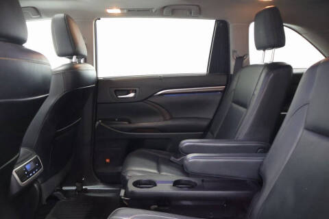 2016 Toyota Highlander