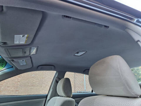 2010 Toyota Camry LE